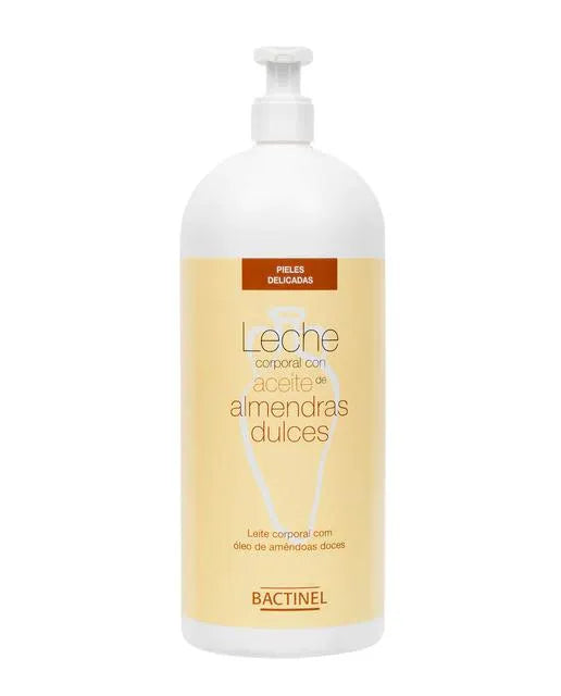 Bactinel Latte Corpo alle Mandorle - Nutrizione e Protezione